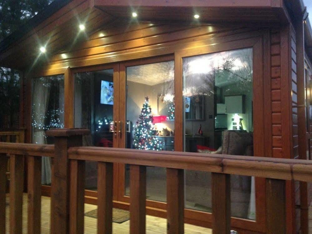 Felmoor Park Apartment มอร์เพท ภายนอก รูปภาพ